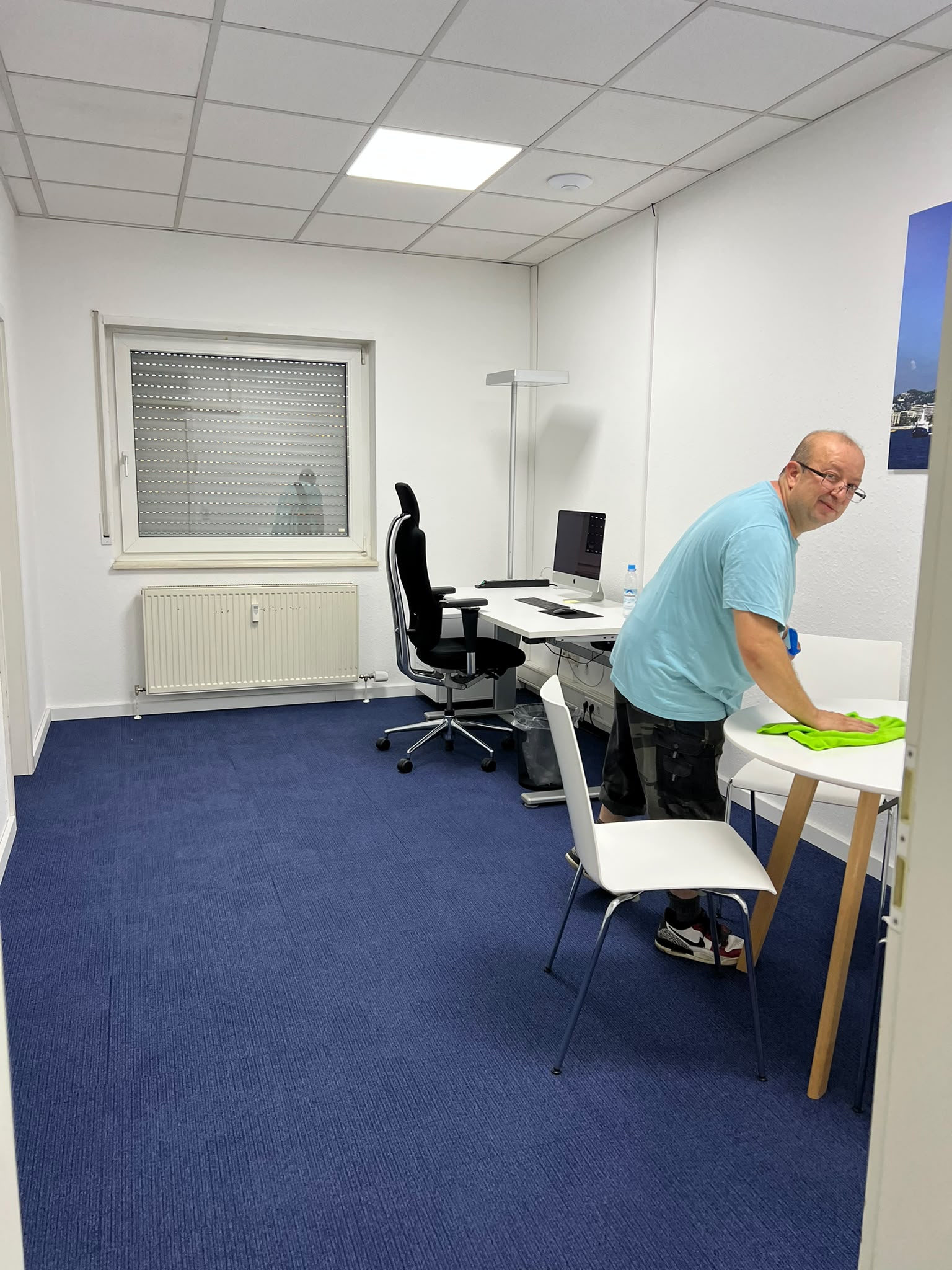 Büroreinigung durch Adem macht’s